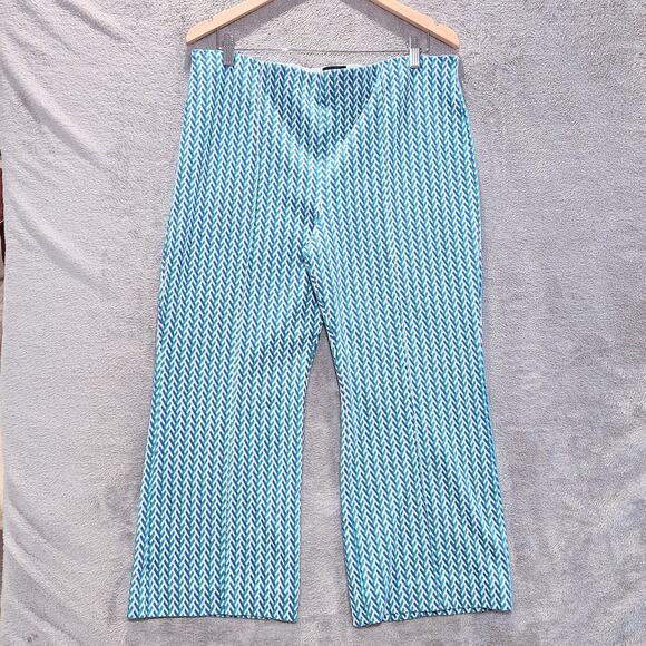 Anthropologie Maeve The Margot White Blue Chevron Kick Flare Crop Pants Size XLP - Picture 1 of 15